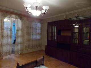 Хостелы Vachik Hostel Тбилиси Односпальная кровать в общем номере для мужчин и женщин-4