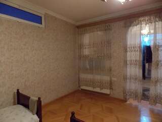 Хостелы Vachik Hostel Тбилиси Односпальная кровать в общем номере с 4 кроватями-4