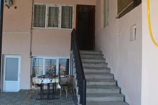 Хостелы Vachik Hostel Тбилиси-6